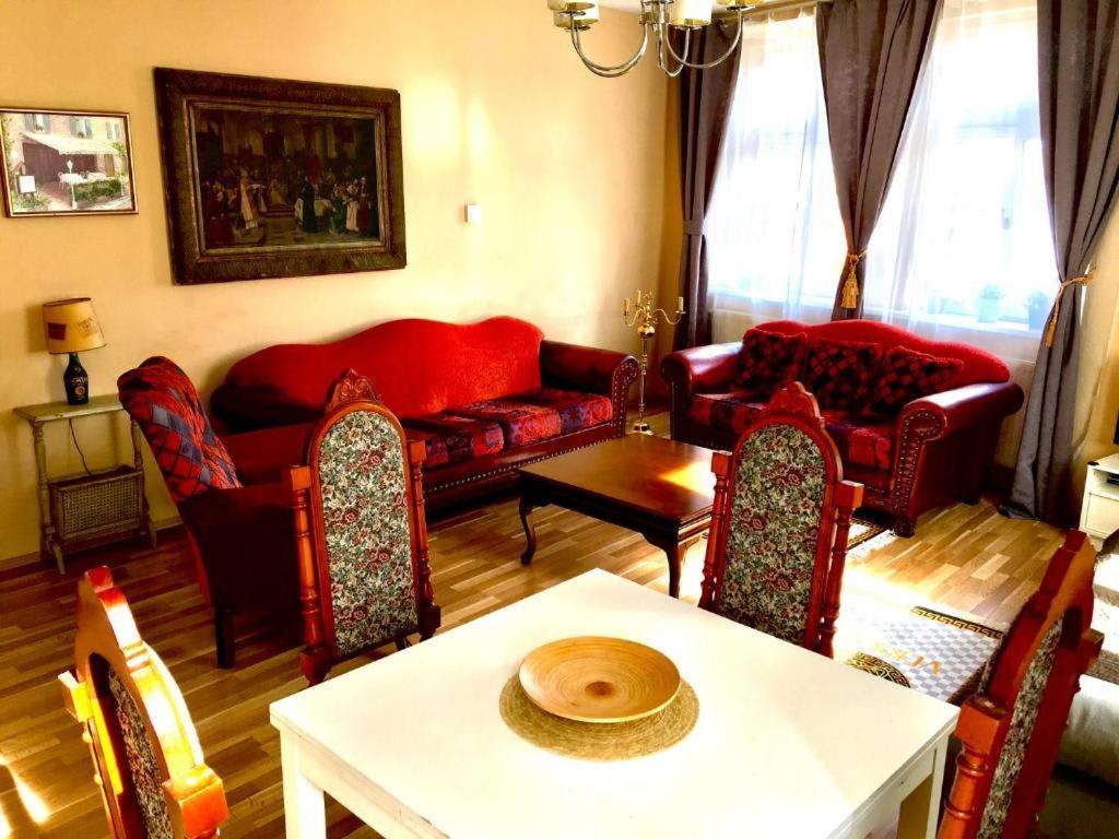 Apartment Vltavska F Praga Exterior foto